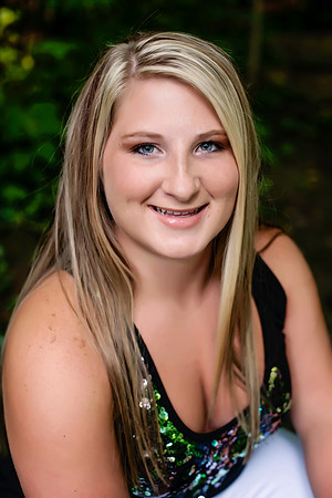 Alexis Senior Pictures-1