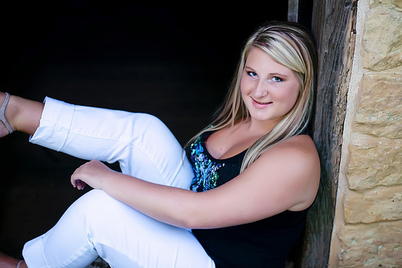 Alexis Senior Pictures-20