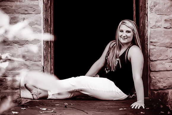 Alexis Senior Pictures-31