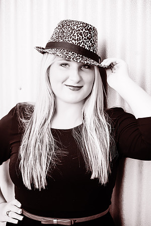 Alexis Senior Pictures-139