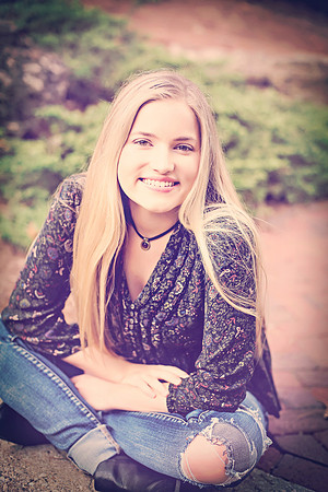 Bekah Senior-125