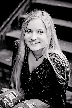 Bekah Senior-120