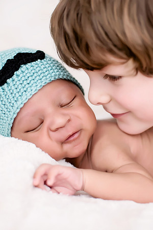 Kellen Newborn-40