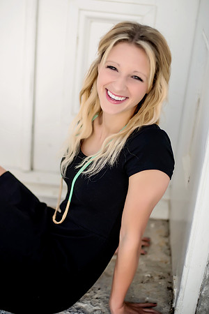 Becca Senior-31