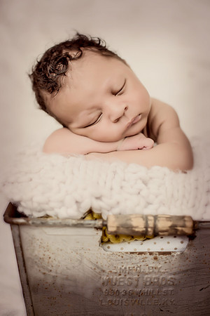 Kellen Newborn-110