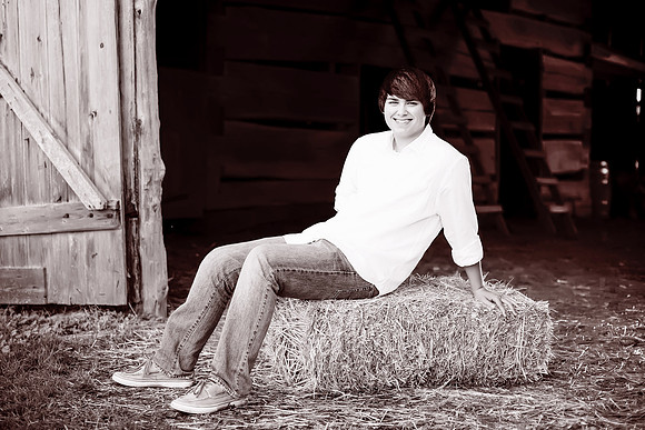 Hunter Senior-15