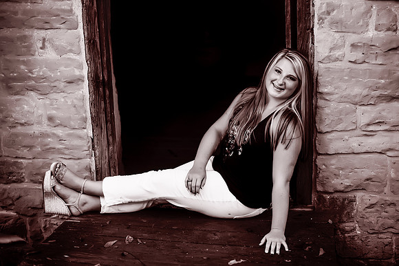 Alexis Senior Pictures-34