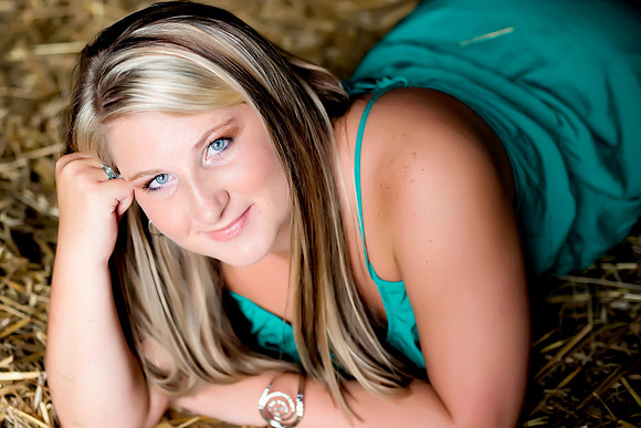 Alexis Senior Pictures-81