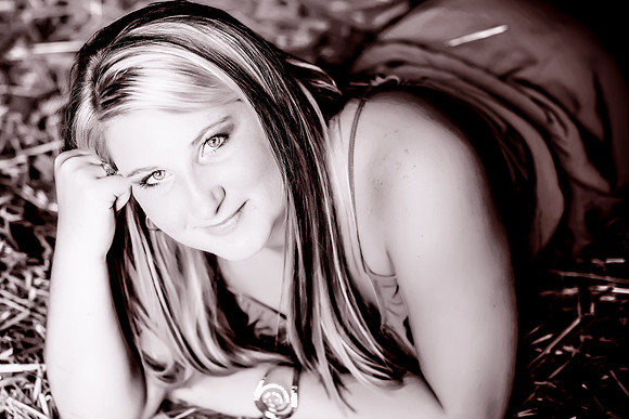 Alexis Senior Pictures-83