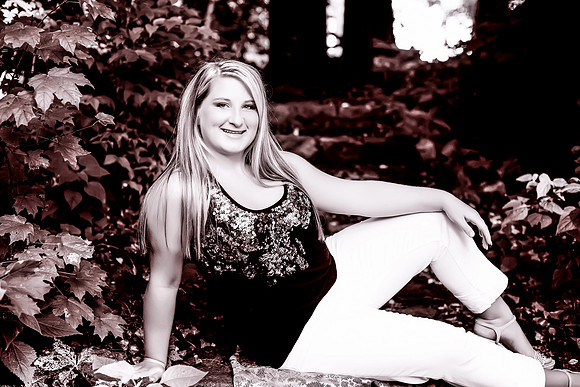 Alexis Senior Pictures-9