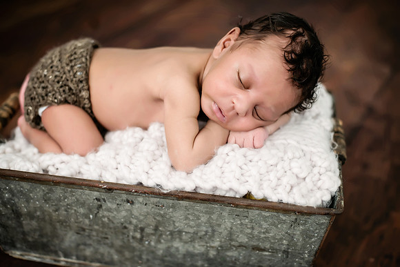 Kellen Newborn-100