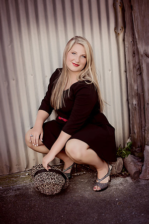 Alexis Senior Pictures-159