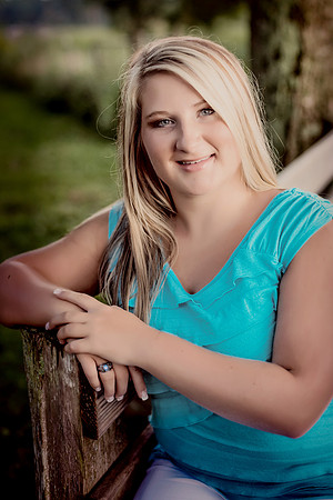 Alexis Senior Pictures-48