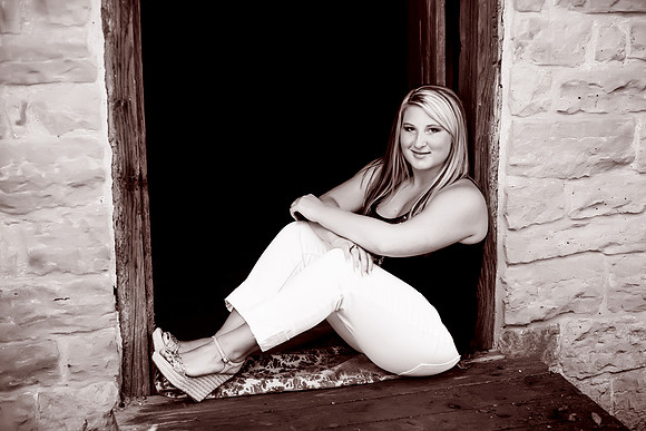 Alexis Senior Pictures-25