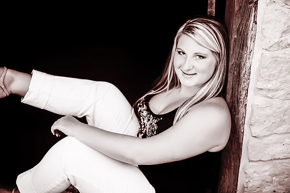 Alexis Senior Pictures-22