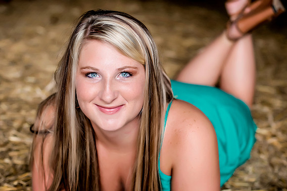 Alexis Senior Pictures-75