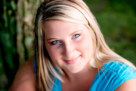 Alexis Senior Pictures-53