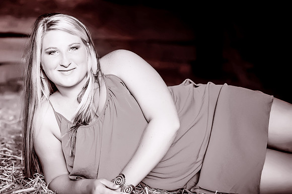 Alexis Senior Pictures-74