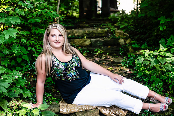 Alexis Senior Pictures-4