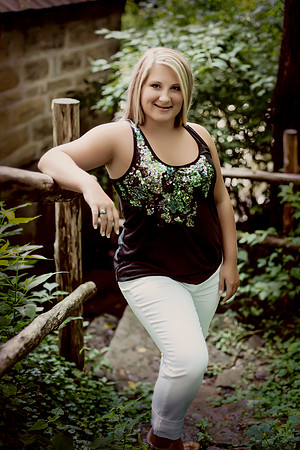 Alexis Senior Pictures-18