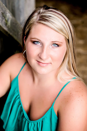 Alexis Senior Pictures-96