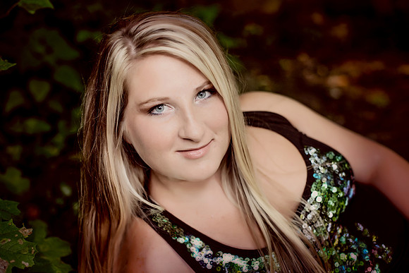 Alexis Senior Pictures-15