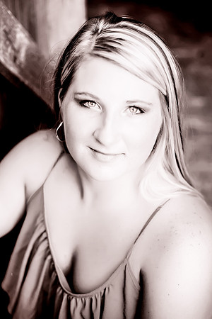 Alexis Senior Pictures-99