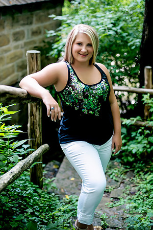 Alexis Senior Pictures-17