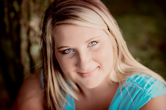 Alexis Senior Pictures-54