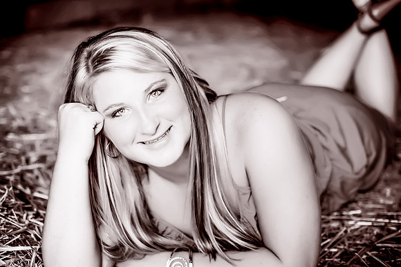 Alexis Senior Pictures-80