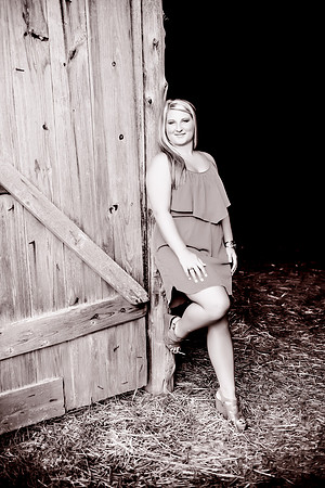 Alexis Senior Pictures-89
